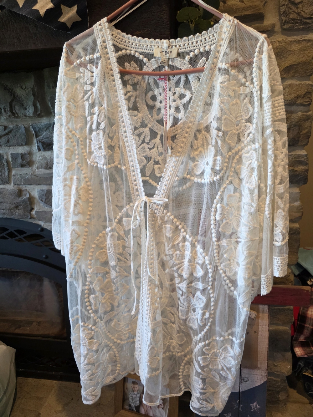 NWT. Umgee White Sheer Embroidered Tunic Cover-Up Size MED